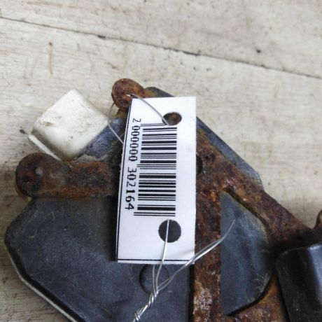 zamok-dveri-zadnii-pravyi-hyundai-elantra-iii-xd-sedan-art-81581-big-2