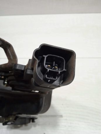 zamok-dveri-zadnii-pravyi-toyota-corolla-ix-e120-e130-art-81716-big-4