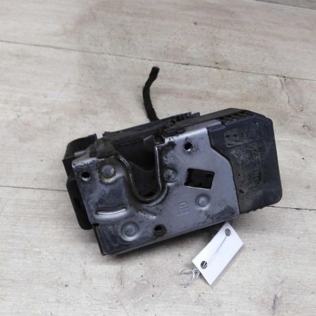 zamok-dveri-perednii-pravyi-opel-meriva-a-art-81903-big-0