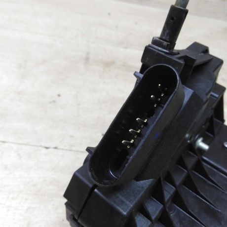 zamok-dveri-perednii-levyi-ford-focus-3-art-82713-big-4