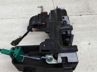 zamok-dveri-perednii-pravyi-opel-zafira-b-art-83256