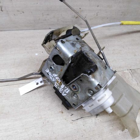 zamok-dveri-perednii-pravyi-audi-a3-8l-art-83399-big-0