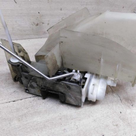 zamok-dveri-perednii-pravyi-audi-a3-8l-art-83399-big-1