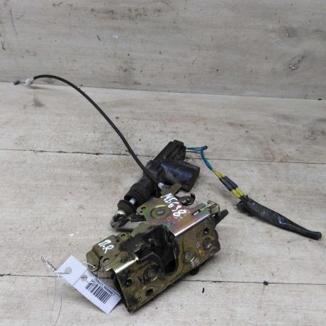 zamok-dveri-perednii-pravyi-mercedes-benz-vito-w638-art-83743-big-0