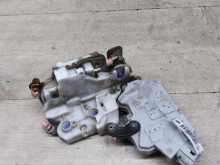 zamok-dveri-perednii-levyi-nissan-primera-p11-art-83826