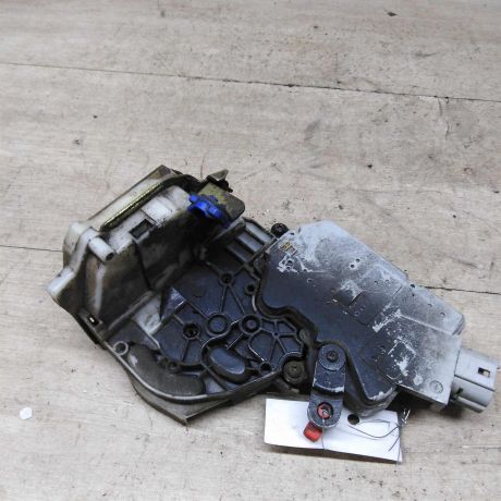 zamok-dveri-zadnii-levyi-nissan-primera-p11-art-83833-big-0