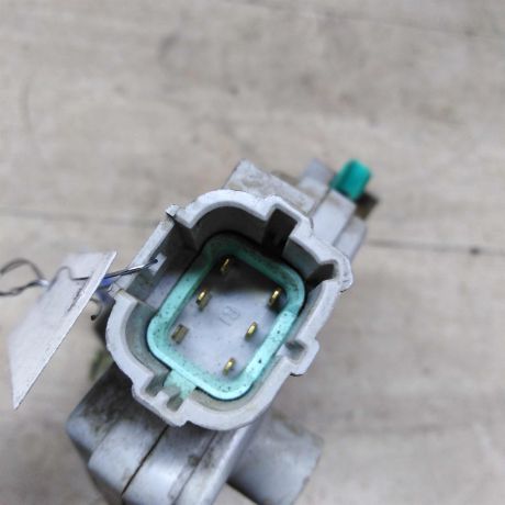 zamok-dveri-zadnii-pravyi-nissan-primera-p11-art-83860-big-3