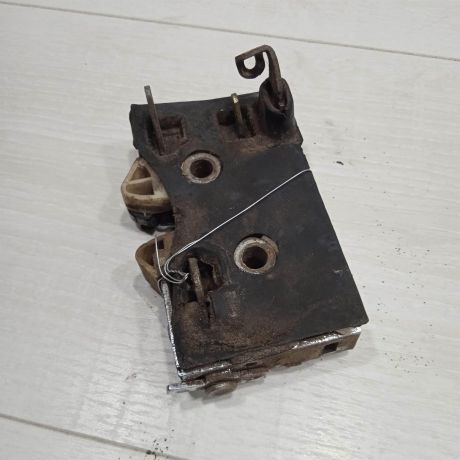 zamok-dveri-zadnii-levyi-audi-80-b3-audi-80-b4-art-85753-big-2