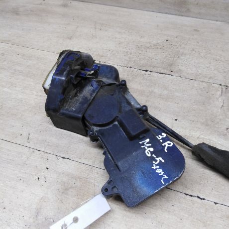 zamok-dveri-zadnii-pravyi-mazda-6-gg-art-85827-big-2