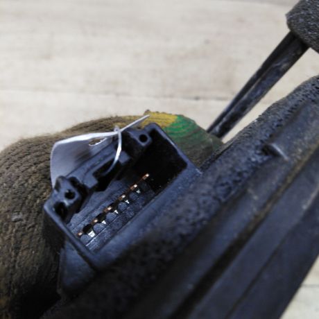 zamok-dveri-zadnii-levyi-mazda-6-gg-art-85828-big-2