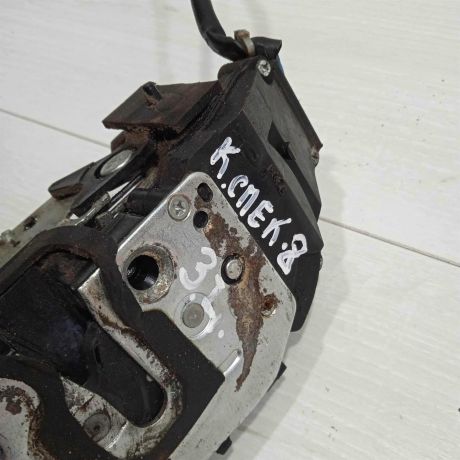 zamok-dveri-zadnii-levyi-kia-shuma-ii-kia-spectra-ii-art-86251-big-1