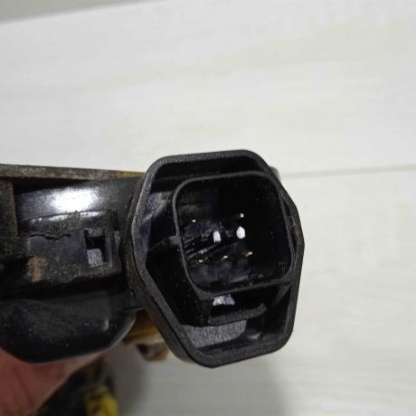 zamok-dveri-zadnii-levyi-hyundai-matrix-art-86621-big-1