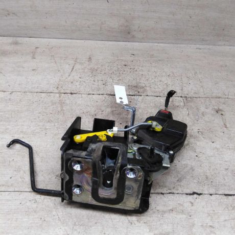 zamok-dveri-zadnii-levyi-kia-rio-ii-art-87656-big-1