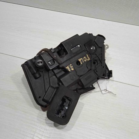 zamok-dveri-zadnii-pravyi-volkswagen-polo-5-art-88264-big-5