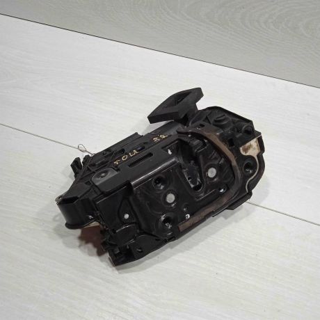 zamok-dveri-zadnii-pravyi-volkswagen-polo-5-art-88264-big-3