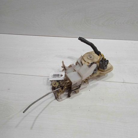 zamok-dveri-perednii-levyi-honda-cr-v-ii-art-88389-big-0