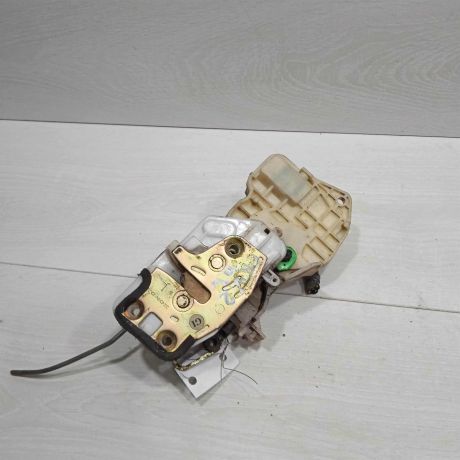 zamok-dveri-perednii-levyi-honda-cr-v-ii-art-88389-big-3