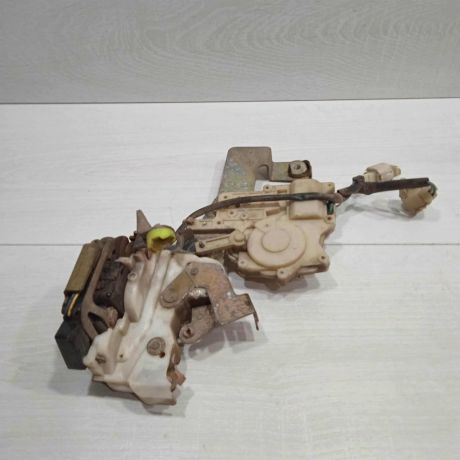 zamok-dveri-zadnii-levyi-geely-ck-otaka-i-art-88950-big-2