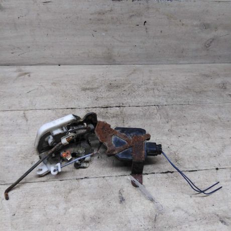 zamok-dveri-zadnii-levyi-mitsubishi-space-wagon-iii-art-89150-big-1