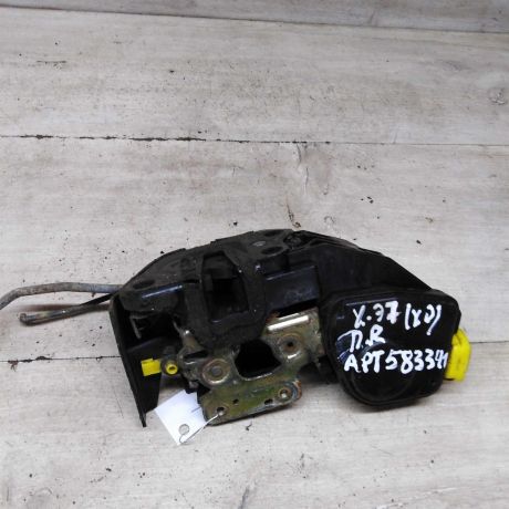 zamok-dveri-perednii-pravyi-hyundai-elantra-iii-dorestailing-art-89288-big-0