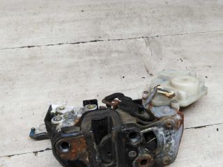 zamok-dveri-zadnii-levyi-hyundai-elantra-iii-dorestailing-art-89289