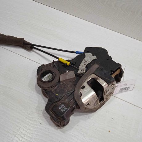 zamok-dveri-perednii-levyi-toyota-corolla-ix-e120-e130-art-89404-big-0
