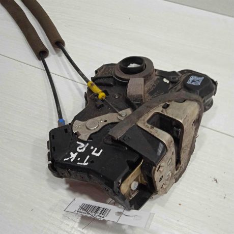 zamok-dveri-perednii-pravyi-toyota-corolla-ix-e120-e130-art-89455-big-3