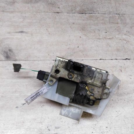 zamok-dveri-perednii-levyi-renault-megane-i-ia2-art-90009-big-1