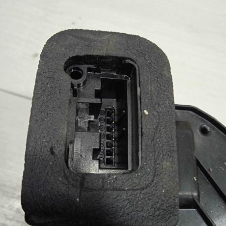 zamok-dveri-perednii-pravyi-skoda-yeti-i-art-90779-big-2