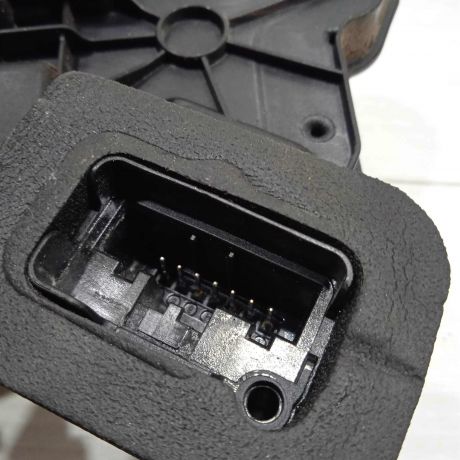 zamok-dveri-perednii-levyi-skoda-yeti-i-art-90783-big-2