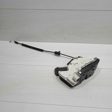 zamok-dveri-zadnii-pravyi-skoda-yeti-i-art-90846-big-0