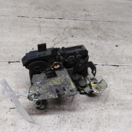 zamok-dveri-perednii-pravyi-renault-clio-ii-dorestailing-art-91553-big-0