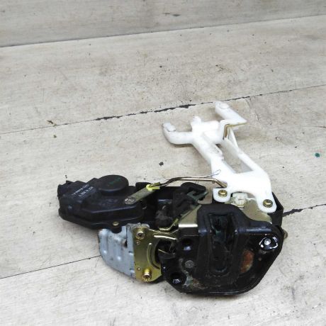 zamok-dveri-zadnii-pravyi-hyundai-santa-fe-i-art-91745-big-0