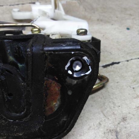 zamok-dveri-zadnii-pravyi-hyundai-santa-fe-i-art-91745-big-1