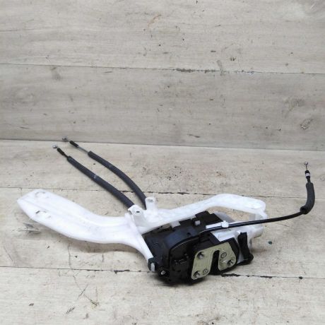 zamok-dveri-zadnii-levyi-hyundai-ix35-i-art-92158-big-3