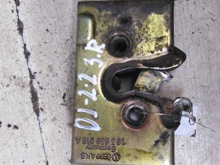 zamok-dveri-zadnii-pravyi-volkswagen-jetta-2-volkswagen-golf-2-art-92834