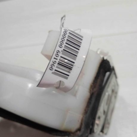 zamok-dveri-zadnii-pravyi-hyundai-ix35-i-art-92958-big-1