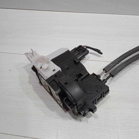 zamok-dveri-zadnii-pravyi-hyundai-ix35-i-art-92958-big-3