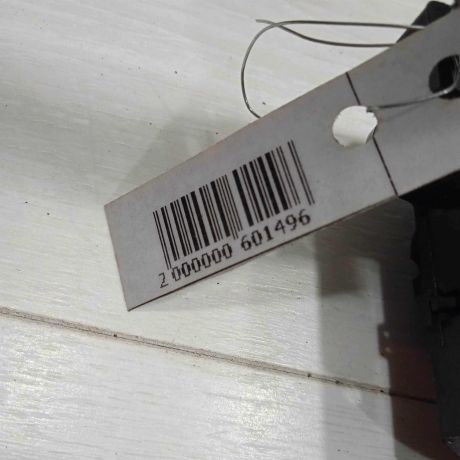 zamok-dveri-zadnii-levyi-hyundai-ix35-i-art-92959-big-1