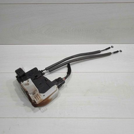 zamok-dveri-perednii-levyi-hyundai-ix35-i-art-92963-big-0