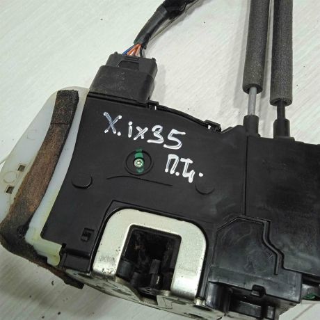 zamok-dveri-perednii-levyi-hyundai-ix35-i-art-92963-big-3