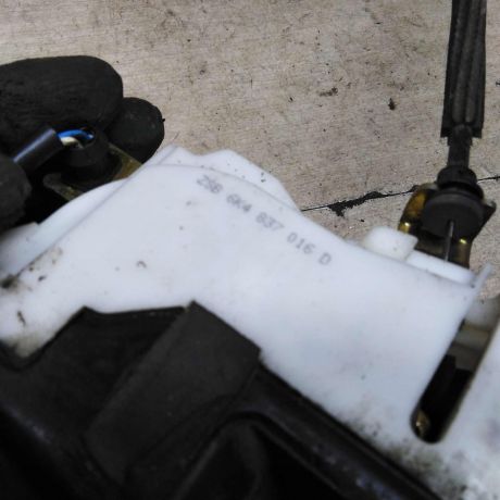 zamok-dveri-perednii-pravyi-seat-cordoba-i-restailing-art-93552-big-1