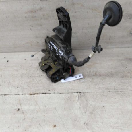 zamok-dveri-zadnii-levyi-volkswagen-passat-b5-passat-b5-gp-skoda-superb-art-94742-big-3