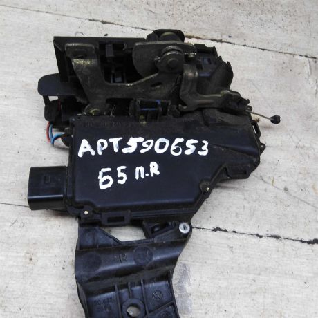 zamok-dveri-perednii-pravyi-volkswagen-passat-b5-passat-b5-gp-skoda-superb-art-94745-big-2