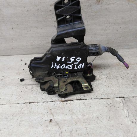 zamok-dveri-zadnii-pravyi-volkswagen-passat-b5-passat-b5-gp-skoda-superb-art-94766-big-0