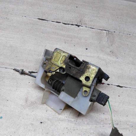 zamok-dveri-perednii-pravyi-renault-megane-i-art-95426-big-0