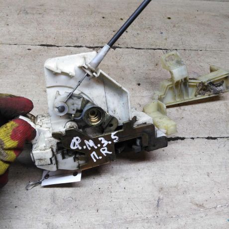 zamok-dveri-perednii-pravyi-ford-mondeo-3-art-95647-big-4