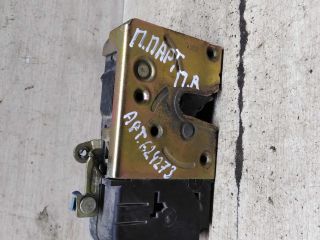 zamok-dveri-perednii-pravyi-peugeot-partner-i-restailing-art-96104