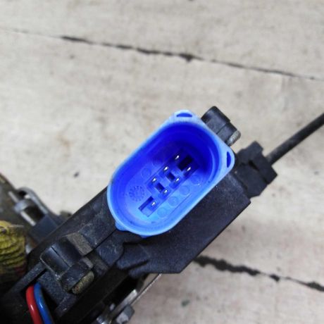 zamok-dveri-zadnii-pravyi-skoda-octavia-a5-rest-art-96279-big-1