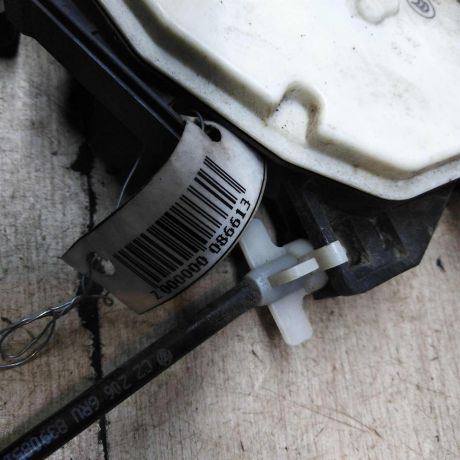 zamok-dveri-zadnii-levyi-volkswagen-polo-5-art-96317-big-1